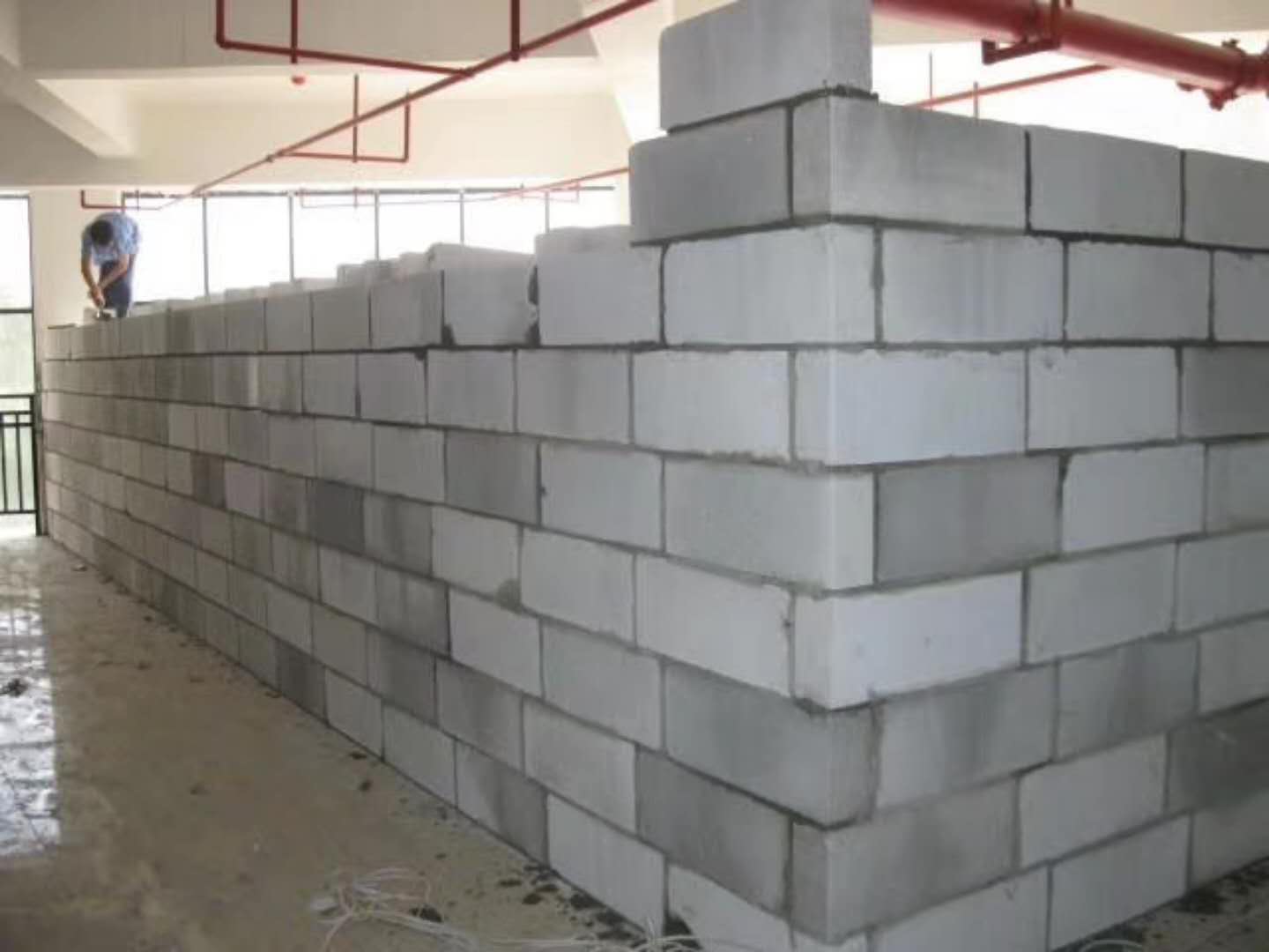 金坛蒸压加气混凝土砌块承重墙静力和抗震性能的研究